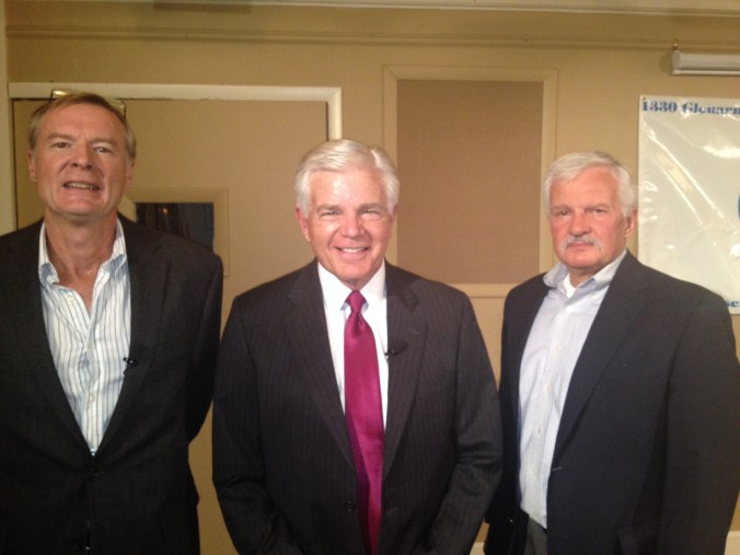 Mike Landess, retiring KMGH anchor, a Denver broadcasting institution, with SPJ Colorado Pro board members Doug Bell (left) and Ed Otte (right). 